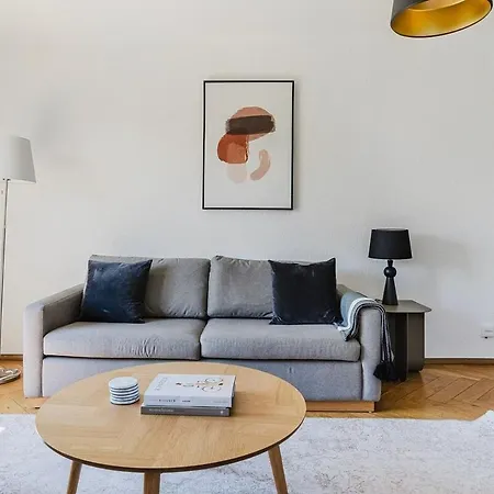 Apartment Saint - 90 Qm, 3 Schlafzimmer, Balkon&kostenloser Parkplatz Zürich