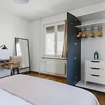 Saint - 90 Qm, 3 Schlafzimmer, Balkon & Kostenloser Parkplatz Lägenhet Zürich