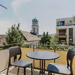 Saint - 90 Qm, 3 Schlafzimmer, Balkon & Kostenloser Parkplatz Lägenhet