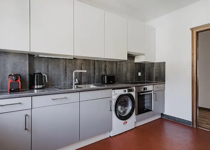 شقة Saint - 90 Qm, 3 Schlafzimmer, Balkon & Kostenloser Parkplatz