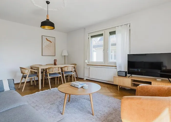 شقة Saint - 90 Qm, 3 Schlafzimmer, Balkon & Kostenloser Parkplatz *