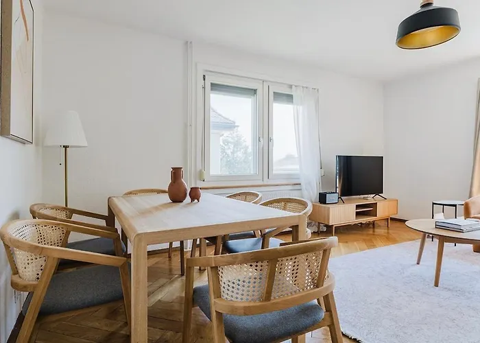 Saint - 90 Qm, 3 Schlafzimmer, Balkon & Kostenloser Parkplatz Apartment Zurich