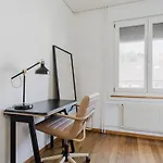 아파트 Saint - 90 Qm, 3 Schlafzimmer, Balkon & Kostenloser Parkplatz