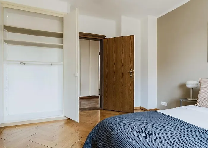 Saint - 90 Qm, 3 Schlafzimmer, Balkon & Kostenloser Parkplatz *