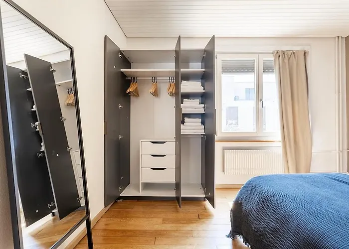 Saint - 90 Qm, 3 Schlafzimmer, Balkon & Kostenloser Parkplatz *